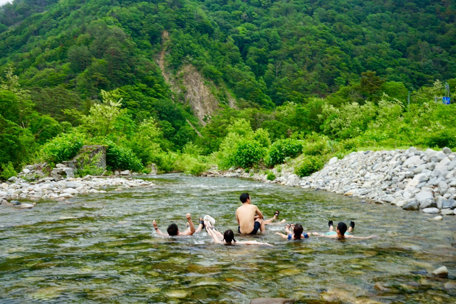 群馬県・利根郡みなかみ町・TOTONOI群馬の現地画像 3｜川サウナのイメージ画像