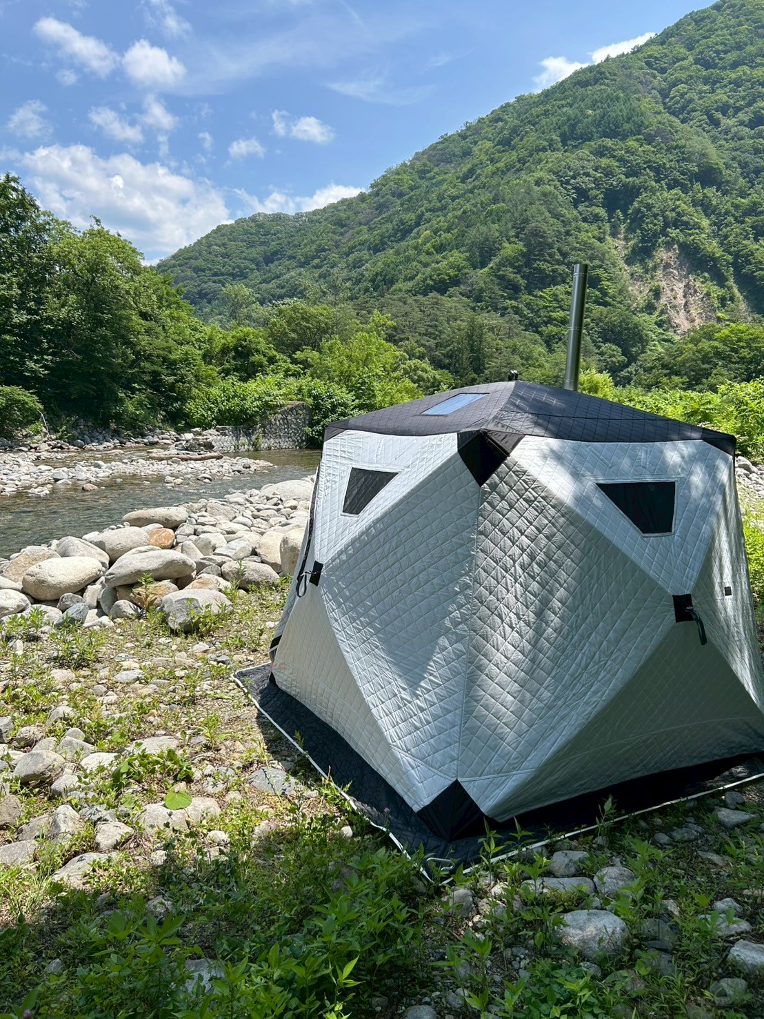 ととのい群馬 川沿いのテントサウナと山